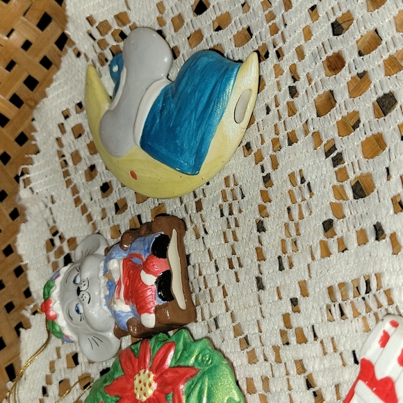 Vintage | Set of 5 Hand Painted Ceramic  Christmas Ornaments - Picture 14 of 14
